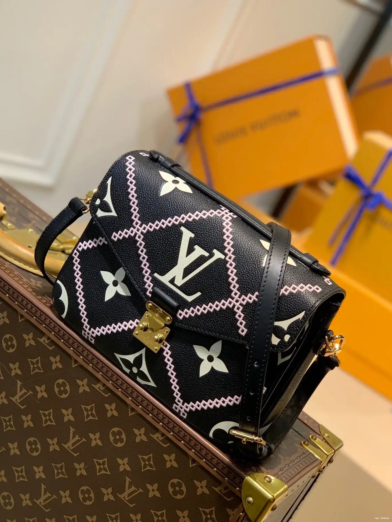 Cheap POCHETTE LOUIS VUITTON MÉTIS 0529